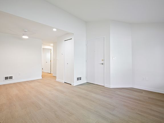 5th image of 865 2nd Ave NW #104