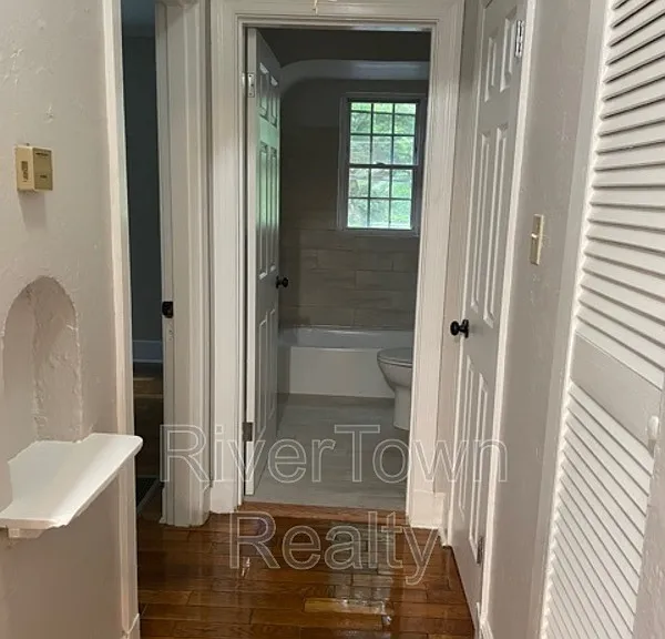 3334 Southern Ave — Photo 4