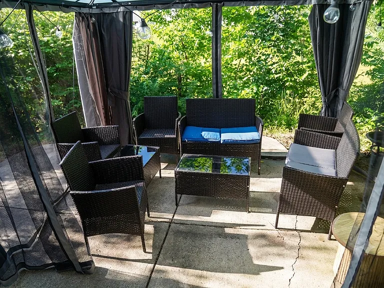3516 King Edward Way — Photo 10