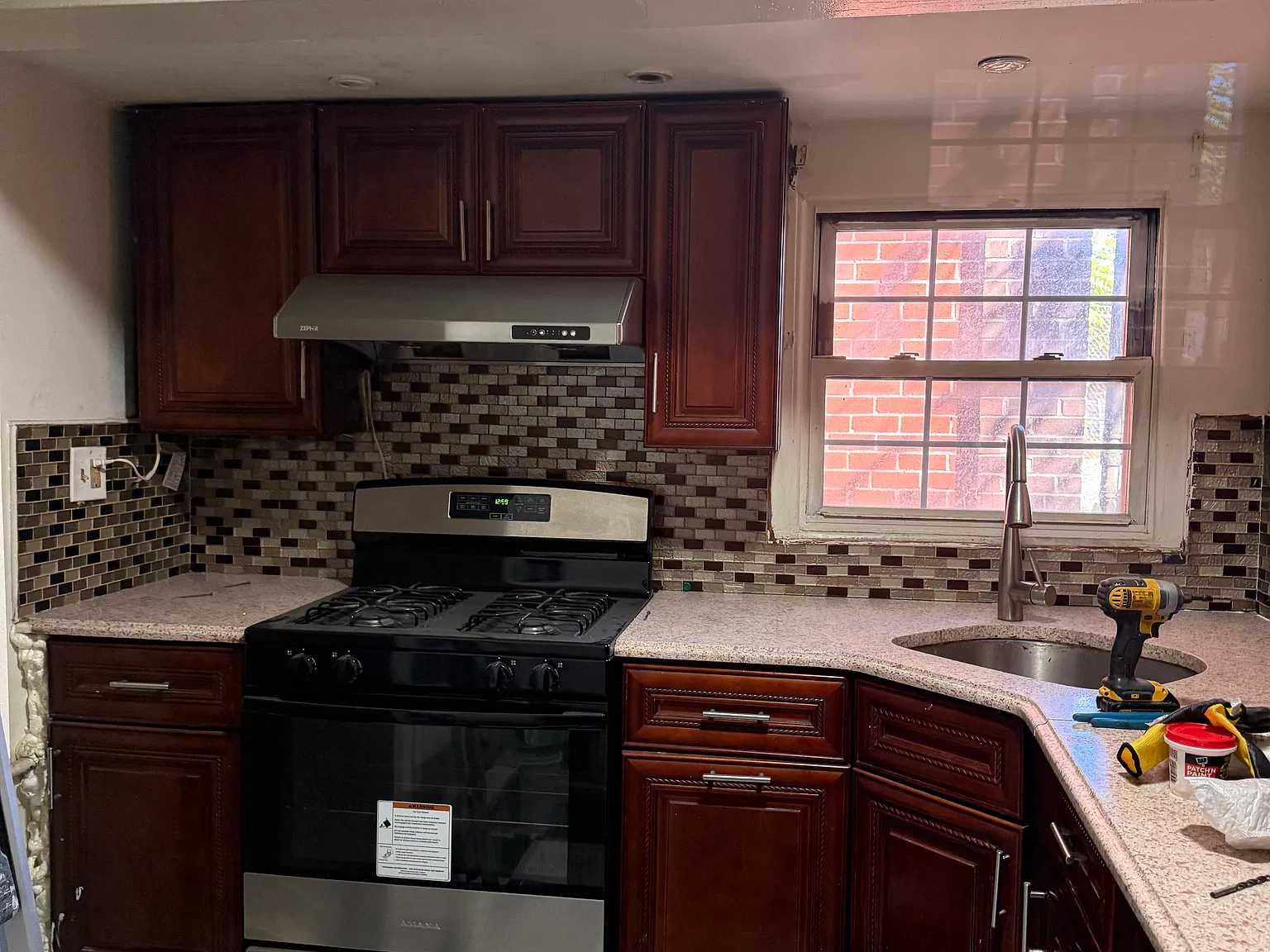 1 bed, 400 sqft, $2,600 — Photo 3