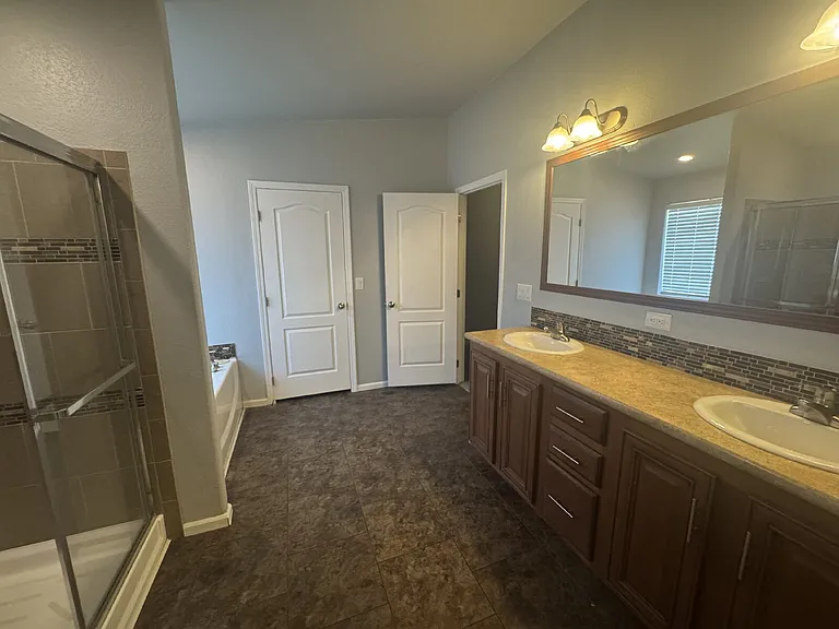 6253 Mount Rainier Ave — Photo 23