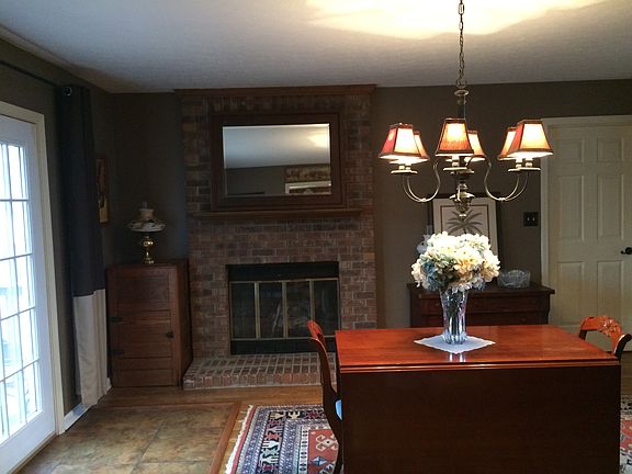 2nd image of 3005 Sir Willoughby Ct