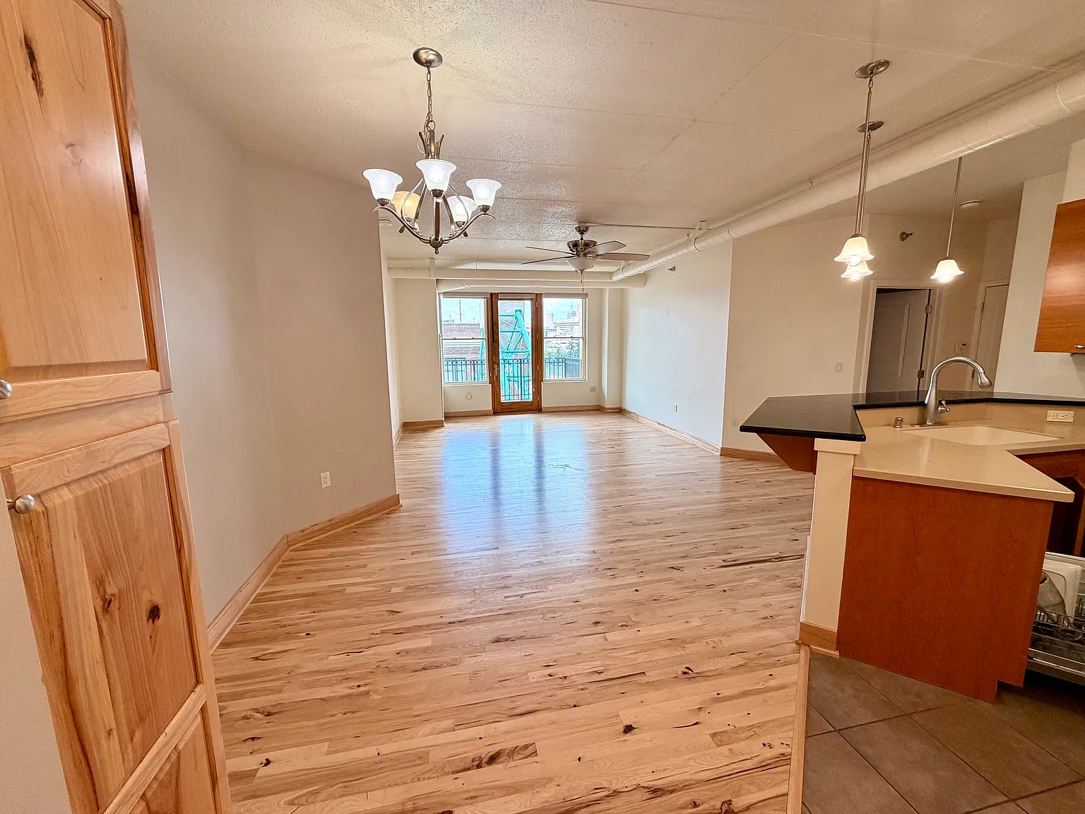 102 N Water St — Photo 3
