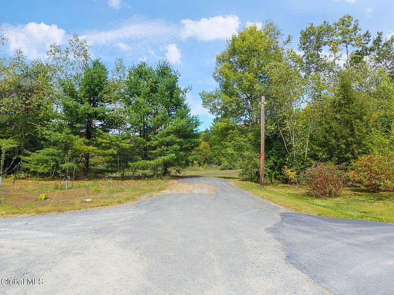2nd image of L113 Upper Hemlock Ridge Way