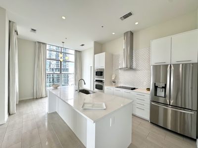 2323 N Houston St APT 712, Dallas, TX, 75219