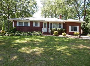 905 New Jersey Ave, Pine Beach, NJ