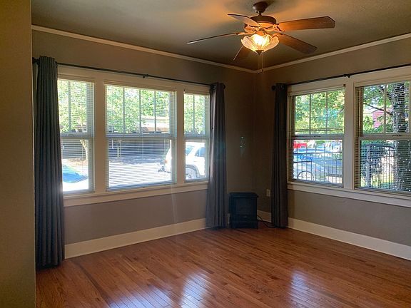 5th image of 511 W Evergreen Blvd APT 116