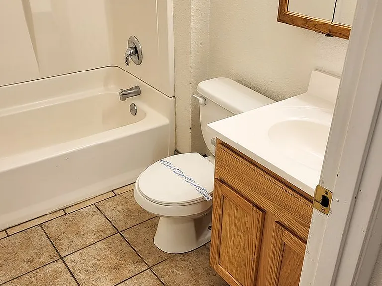 4483-4485 Campbell Dr SE — Photo 13
