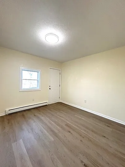 406 E Jackson St #3 — Photo 3