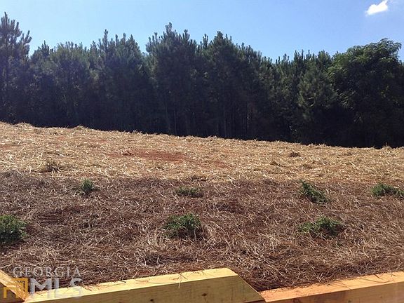 4th image of 844 Rock Ln