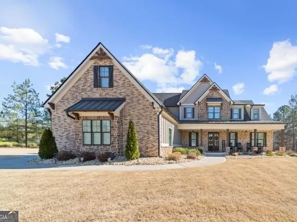 204 Chastain Dr, Forsyth, GA 31029