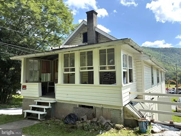 15 Summerson Mountain Rd, North Bend, PA 17760