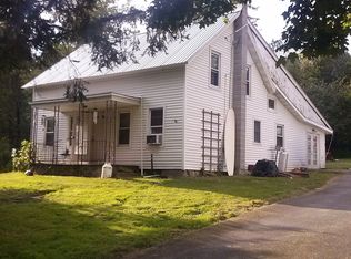 38 Dumbleton Rd, Cropseyville, NY 12052