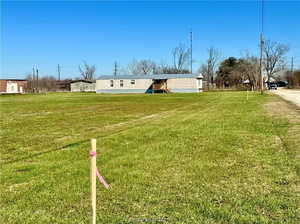 522 Park St, Franklin, TX 77856