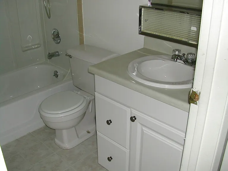 BH T 1015 Viking Village — Photo 6