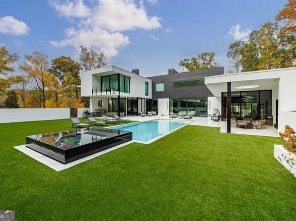 380 W Wesley Rd NW, Atlanta, GA 30305