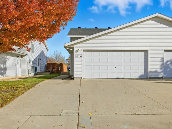 3126 18th St S, Fargo, ND 58103