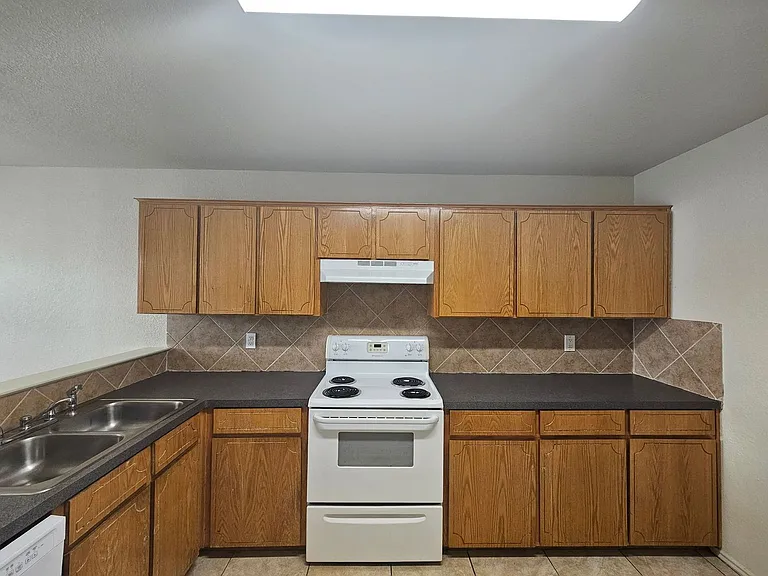 3209 Toledo Dr #A — Photo 6