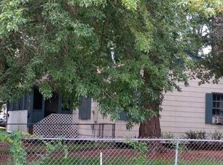 2913 9th St, Pascagoula, MS 39567