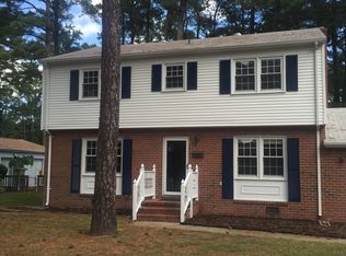 38 Huguenot Rd, Newport News, VA 23606