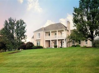 1552 Lantern Hill Dr, Wadsworth, OH 44281