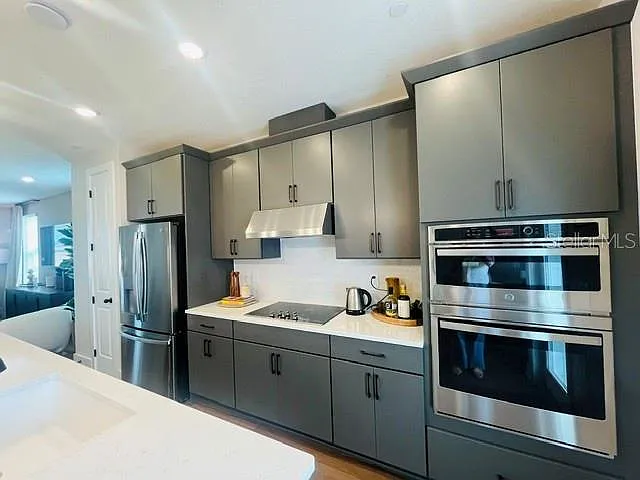 15501 Hamlin Park Dr — Photo 10