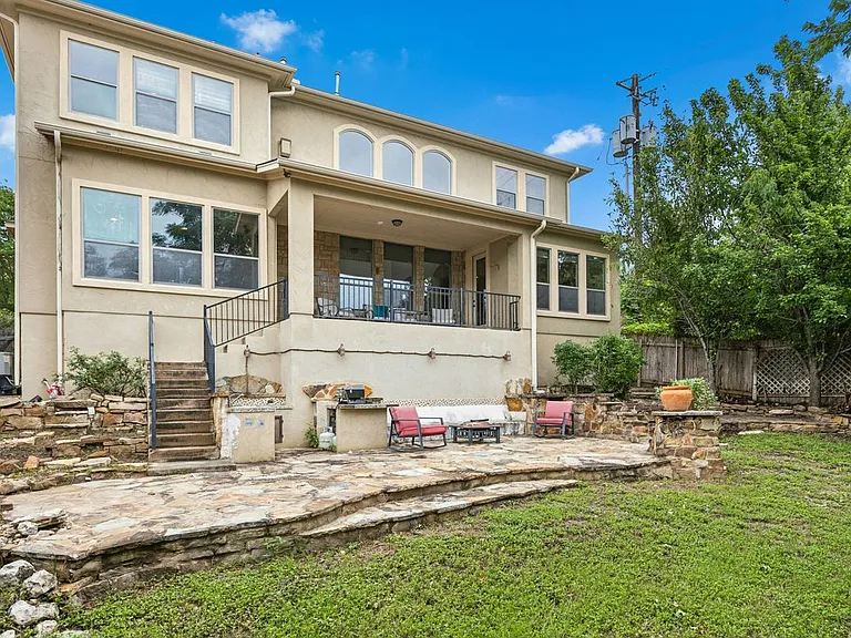 13001 Medina River Way — Photo 33