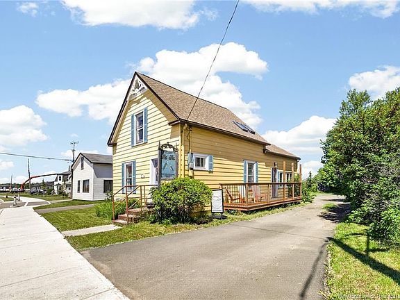 3rd image of 274 Main St