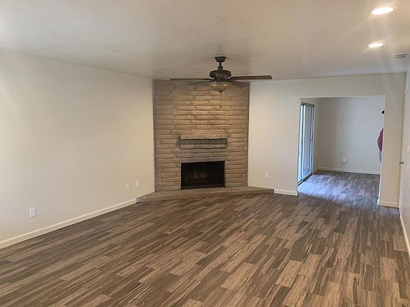 5th image of 8128-8130 Sunrise East Way