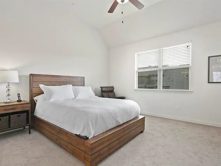 7113 Huckleberry Dr — Photo 12