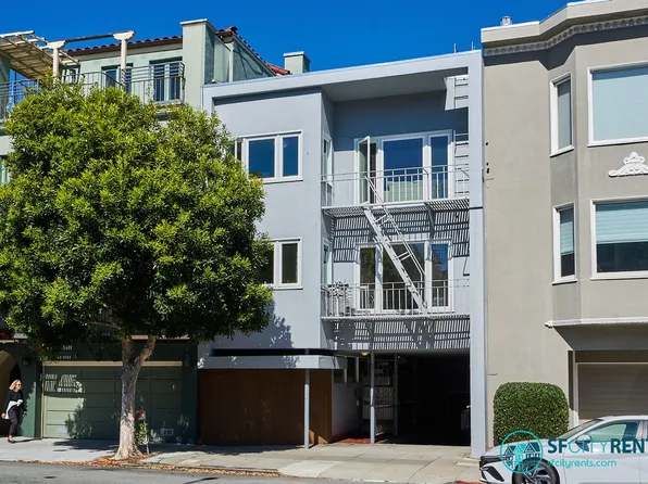 2574 Chestnut St APT 2, San Francisco, CA 94123