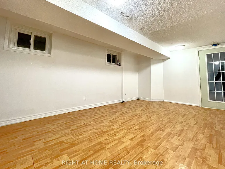 108 Littleleaf Dr #B — Photo 4