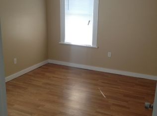 701 Hallett St APT 4, Bridgeport, CT 06608
