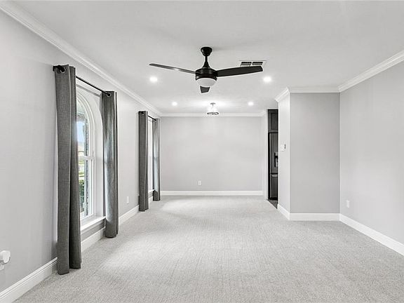 4th image of 716 Nursery Ave