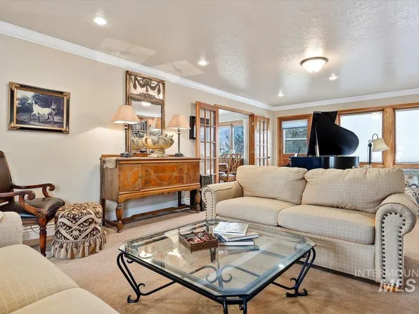 3664 N 1000 E, Buhl, ID 83316