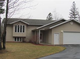 3295 Ross Ln, Duluth, MN 55810