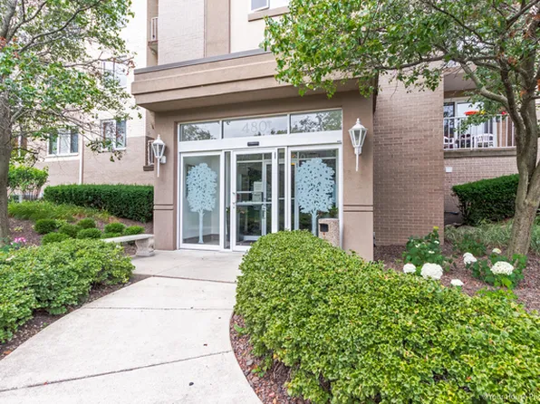 480 E Montrose Ave APT 209, Wood Dale, IL 60191