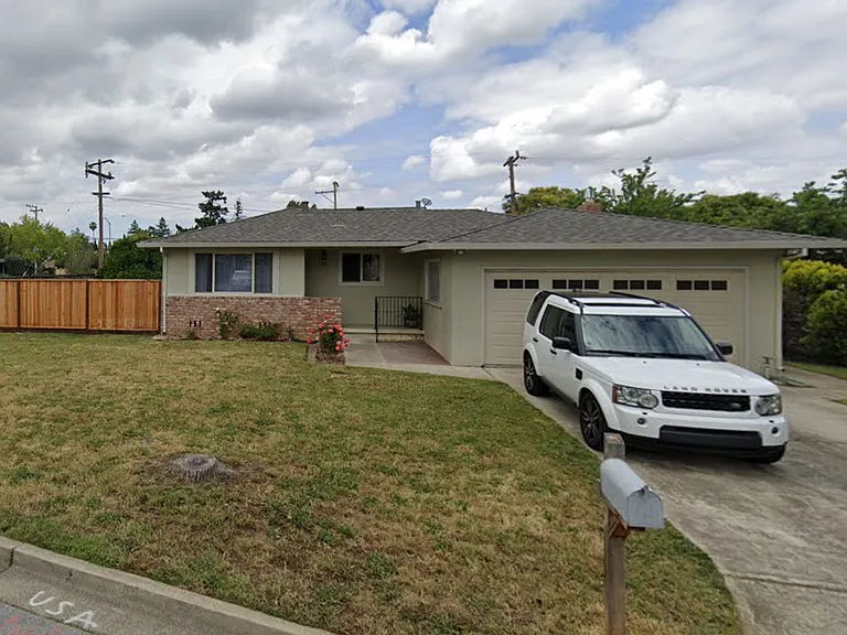 1201 Theresa Ave — Photo 1