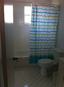 5th image of 334 SW 86th Ave APT 208