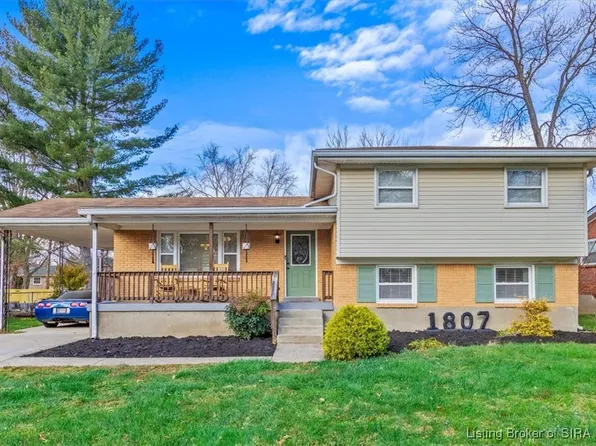1807 Flintlock Drive, Jeffersonville, IN 47130