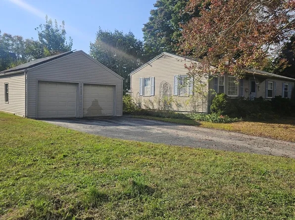 5 Sandy Hollow Drive, Waterford, CT 06385