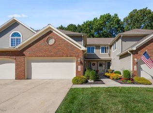 133 Ambleside Way, Amherst, OH 44001