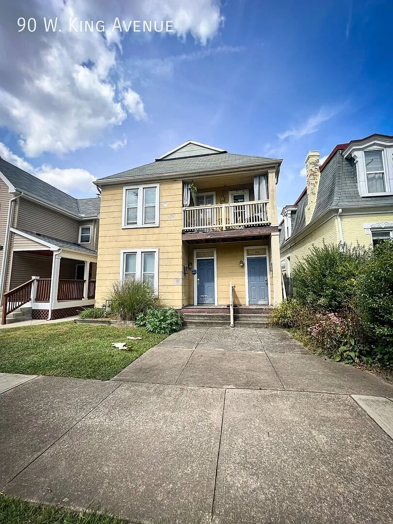 2 Bedroom Duplex Near OSU Medical Campus — Photo 1