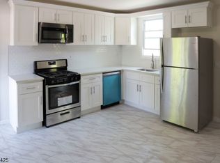29 Park Ave APT 3, West Orange, NJ 07052