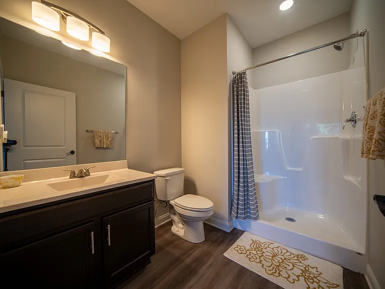 Plum Ridge Apartments — Photo 18