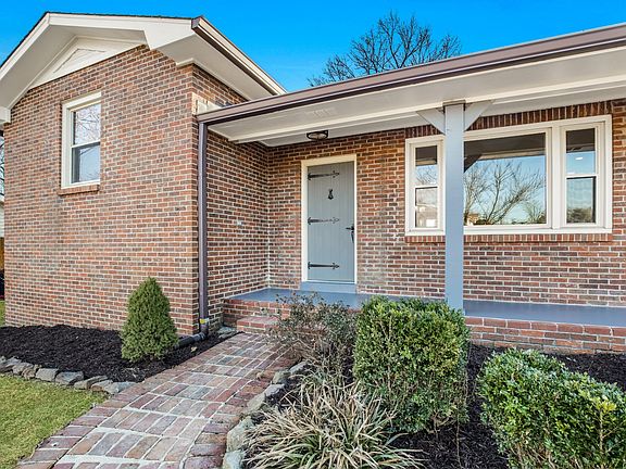 2nd image of 2209 Ruth St