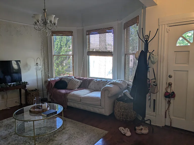 1320 19th St #C — Photo 3
