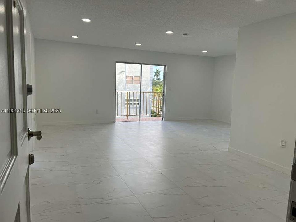 1st image of 309 S Royal Poinciana Blvd APT 304