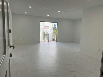 309 S Royal Poinciana Blvd APT 304, Miami Springs, FL, 33166