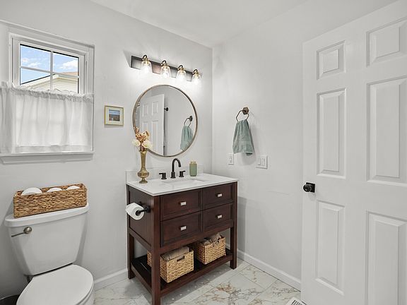 3rd image of 119 Pine Grove Rd